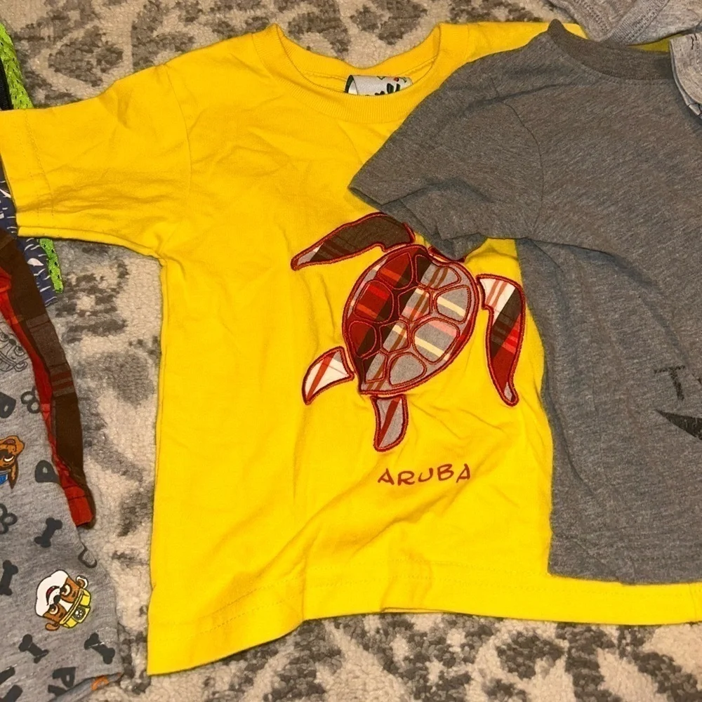 25 Piece Baby Boy Size 12M Spring/Summer Bundle